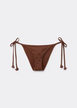 Bikinihose mit schmalen Bändchen Floral Crochet