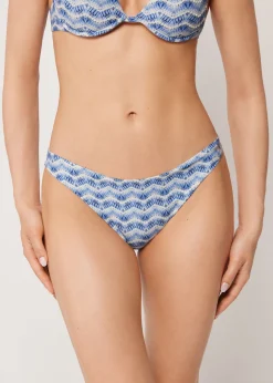 Bikinihose Water Reflection