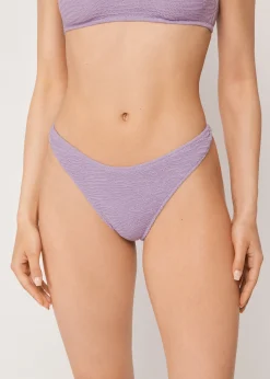 Brazilian-Bikinihose Crinkle Waves