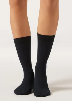 Gerippte Socken in 3/4-Länge