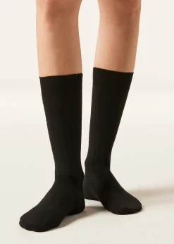 Gerippte Socken in 3/4-Länge