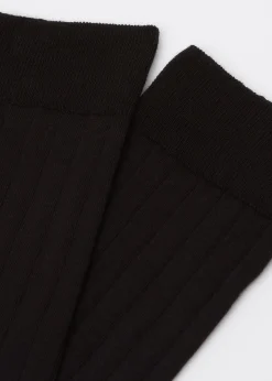 Gerippte Socken in 3/4-Länge
