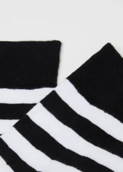 Gestreifte Socken