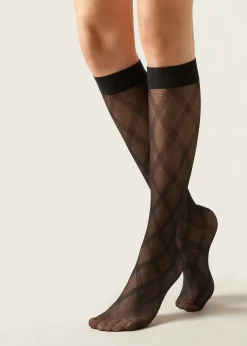 Halbtransparente knielange Socken mit Rautenmuster