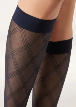 Halbtransparente knielange Socken mit Rautenmuster