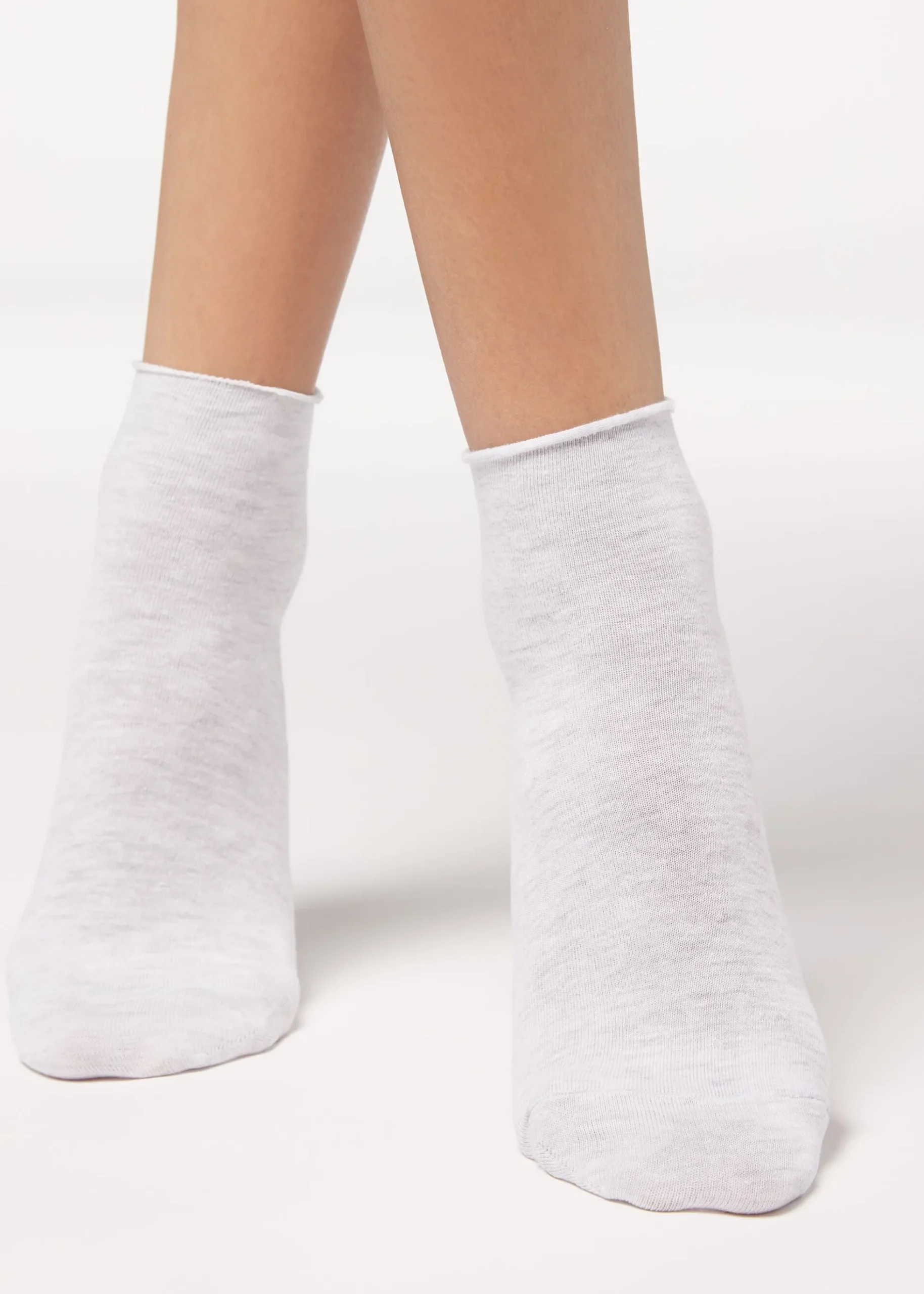 Kurze Baumwollsocken ohne Rand