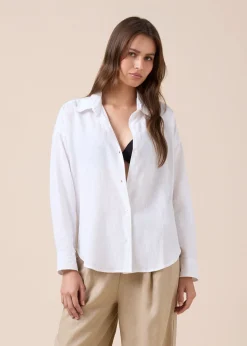 Kurze Hemdbluse aus Leinen und Viskose