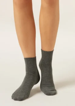 Kurze Socken mit gemustertem Rand