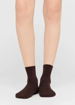 Kurze Socken mit gemustertem Rand