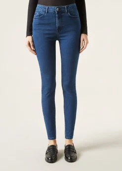 Skinny Push-up-Jeans aus Soft-Touch-Gewebe mit hohem Bund