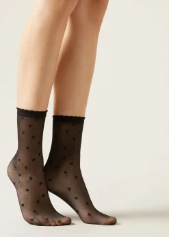 Socken mit Herz- und Punktmotiv